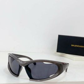 Picture of Balenciga Sunglasses _SKUfw55595602fw